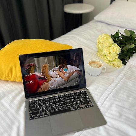 אודסה Sunday Hotel מראה חיצוני תמונה